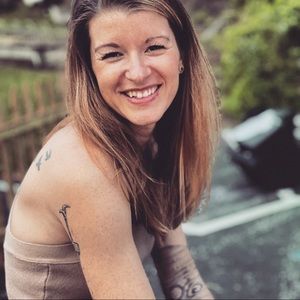 Meet your Posher, Brooke